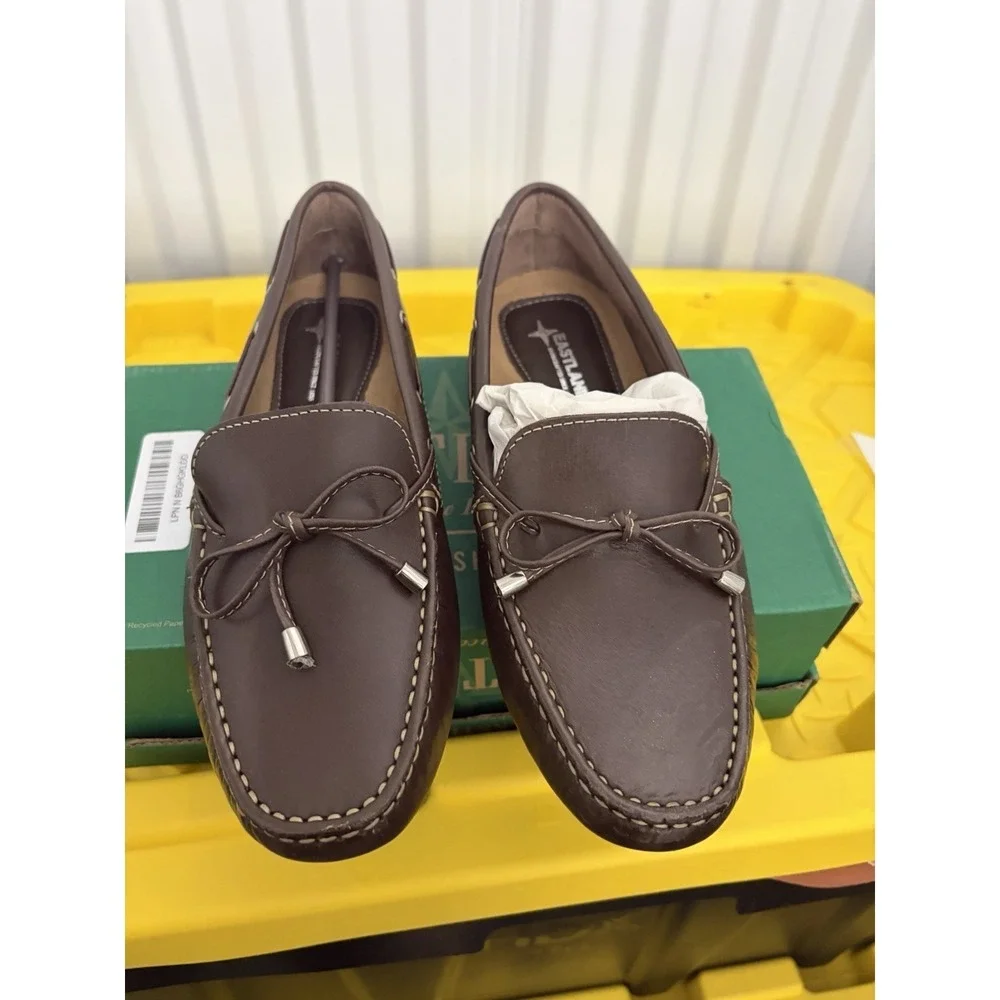 NWT Eastland Marcella Driving Moccasins LOAFERS Slip On FLATS Brown 9,5